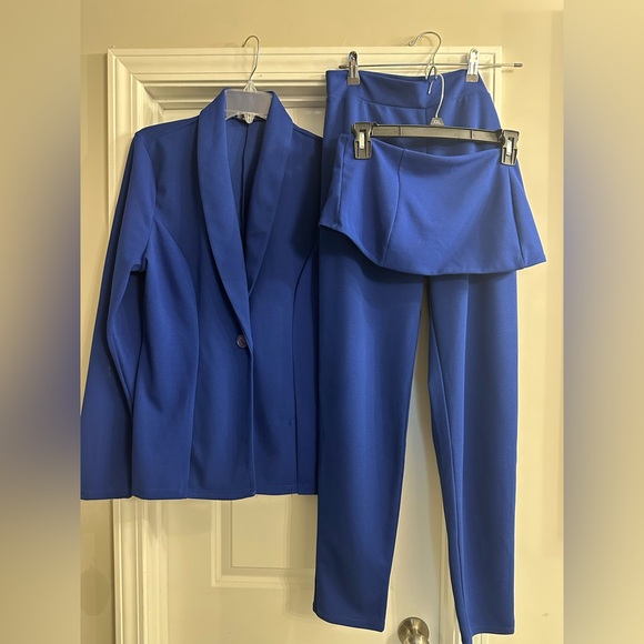 Exceeding Expectations 3
Piece Pant Set - Royal - Picture 4 of 4